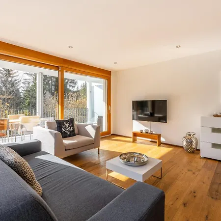 Apartamento Homes-taviarna 5 3 *